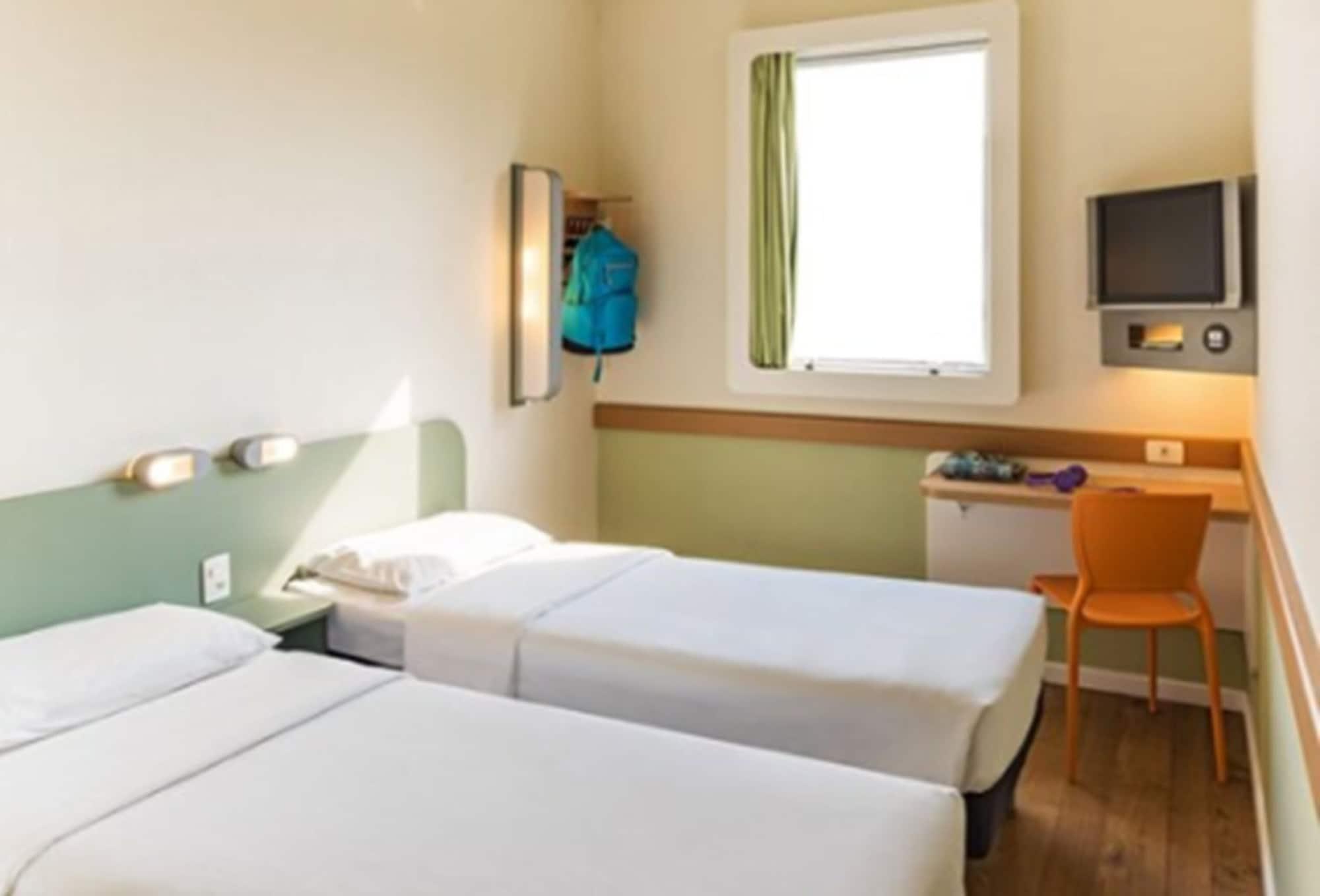 Ibis Budget Belem Bagian luar foto